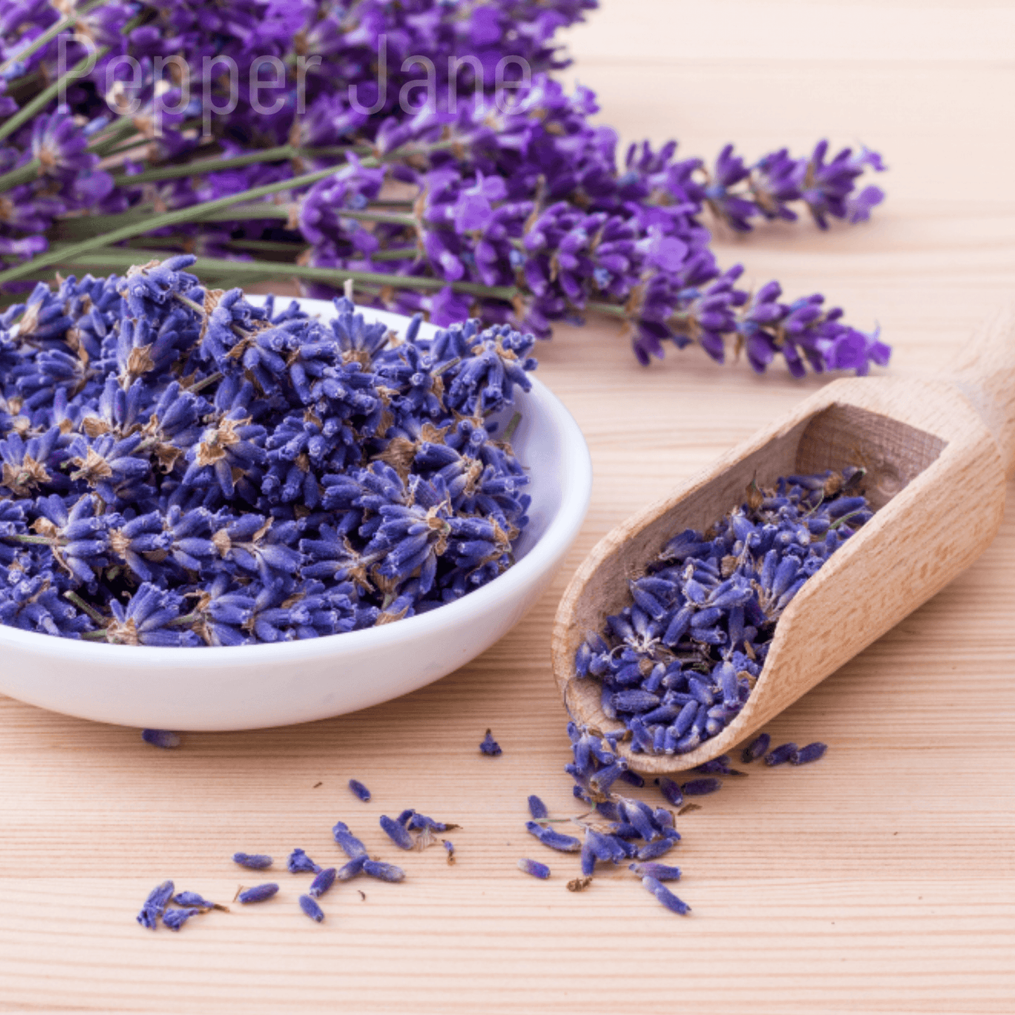 Pepper Jane’s Blooming Lavender Fragrance Oil: Soothing scent for bath and body products