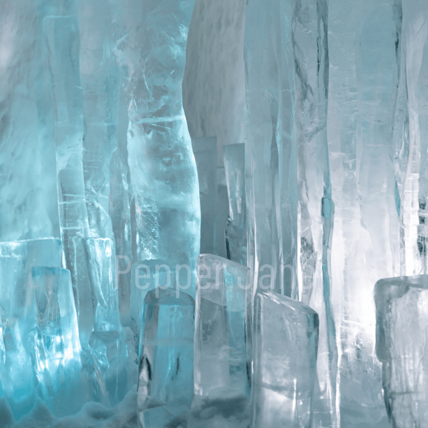 Pepper Jane’s Jack Frost fragrance oil—icy mint blend with a touch of cinnamon and clove.